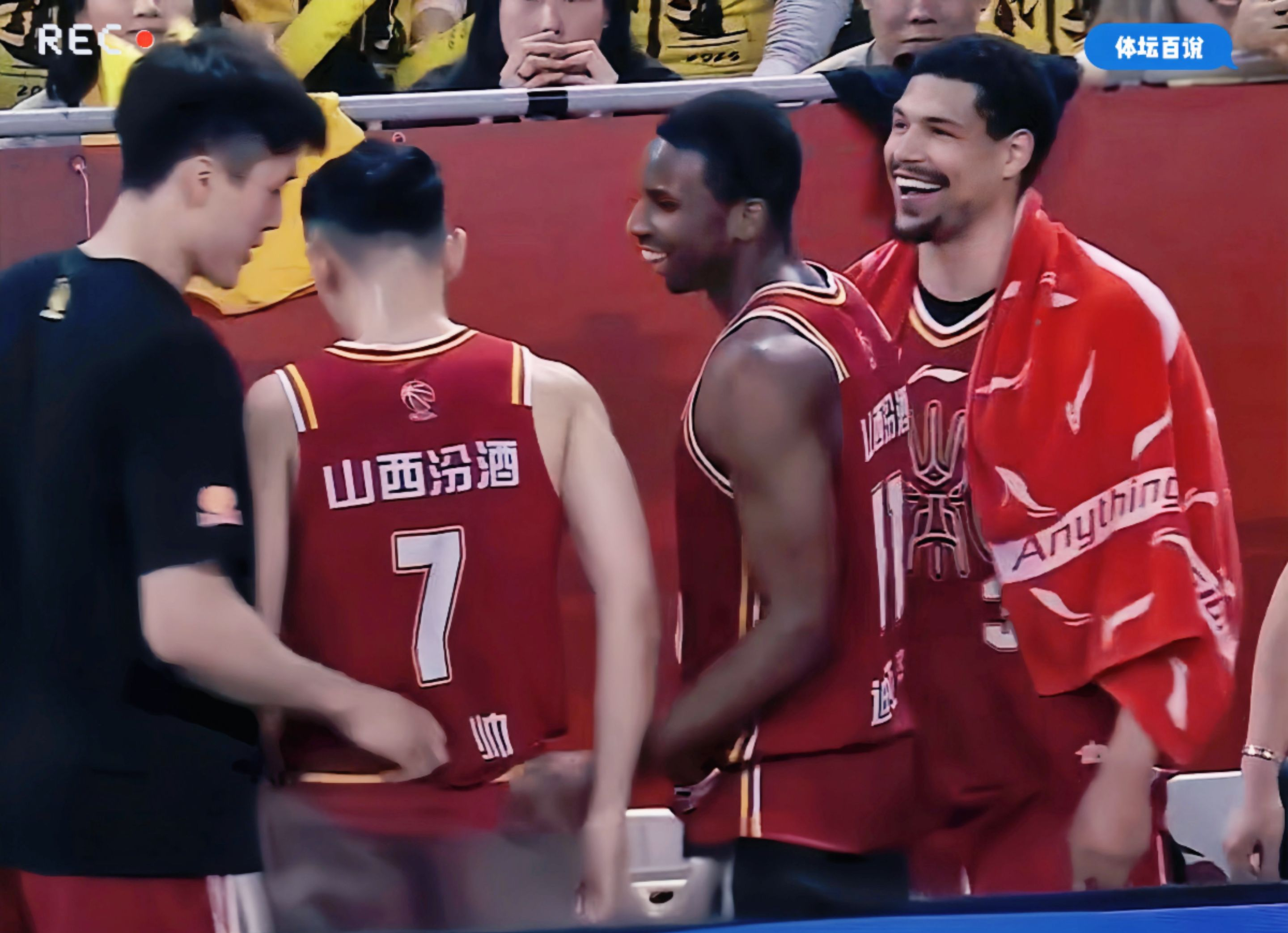 广岛三箭vs横滨水手历史战绩-爱游戏