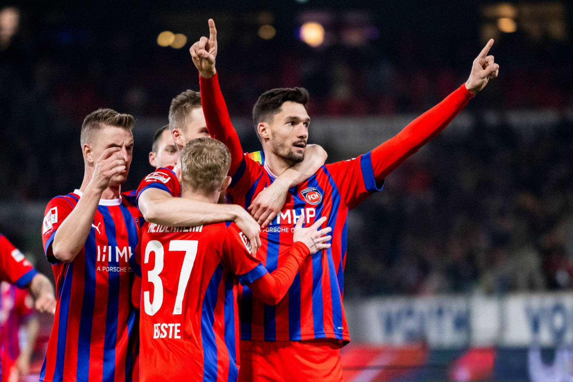 赛前德国杯传出新动向，多特蒙德绝杀压哨，管理层表态：目标明确，数据趋势出现新变化的简单介绍-AYX SPORTS